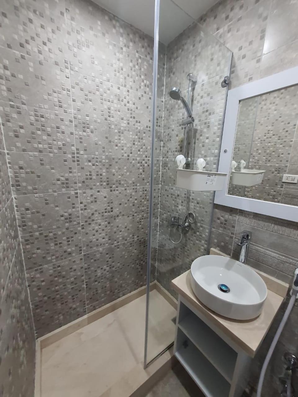 Saraya Abbas Elaser Street-families Only Apartment