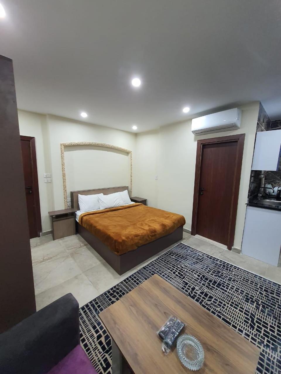 Saraya Abbas Elaser Street-families Only Apartment *