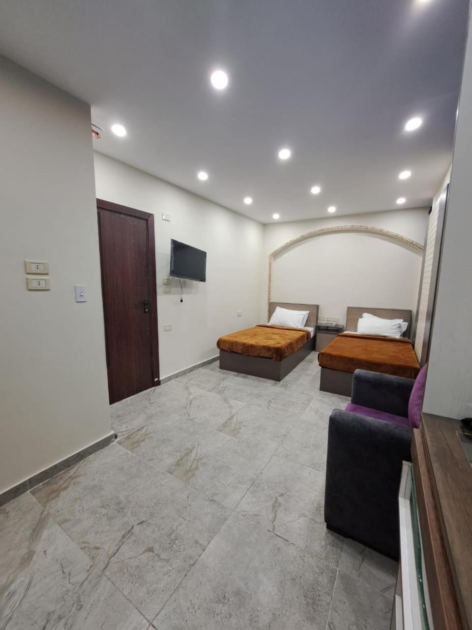 Apartment Saraya Abbas Elaser Street-families Only *
