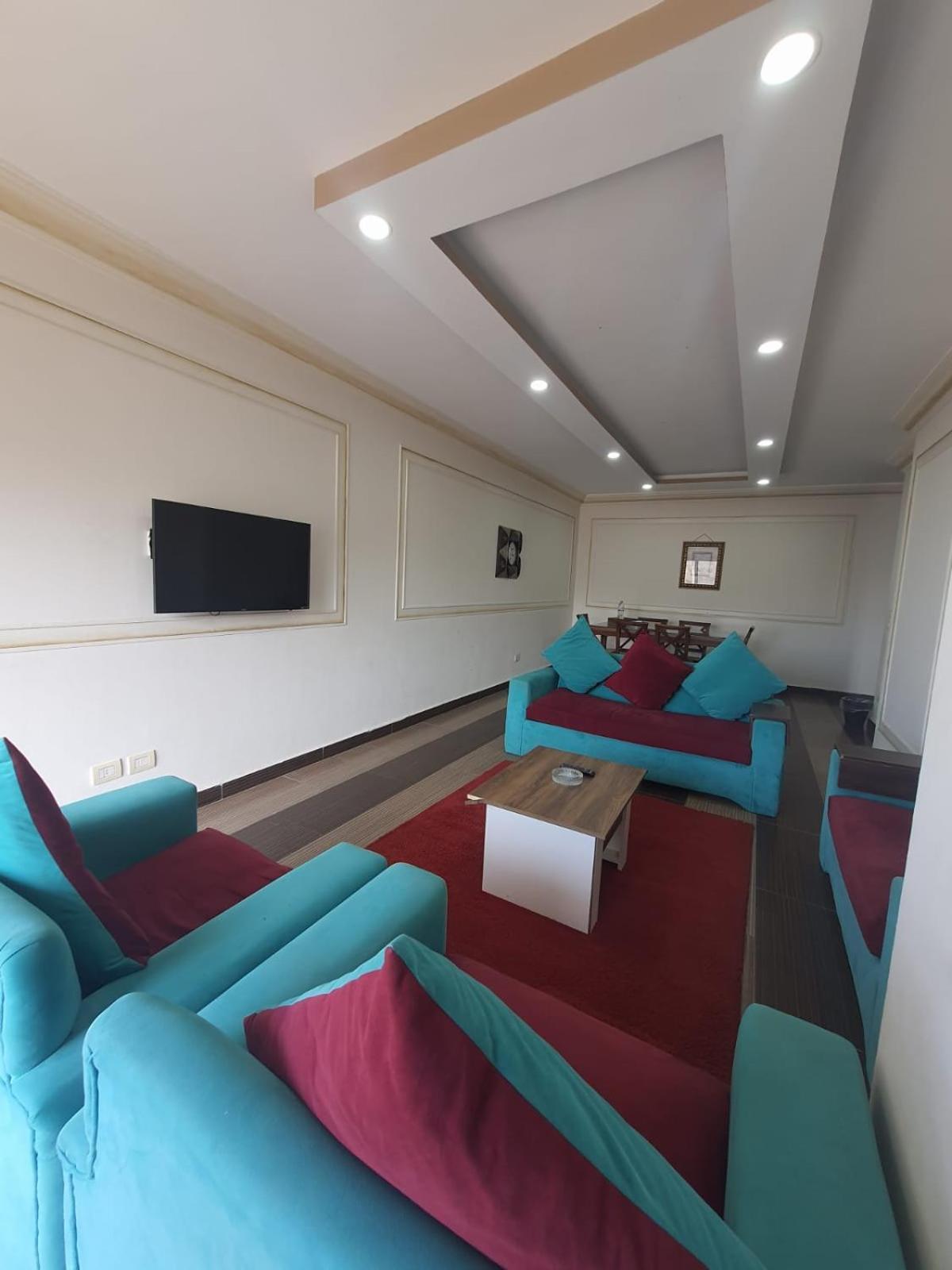 Apartment Saraya Abbas Elaser Street-families Only *
